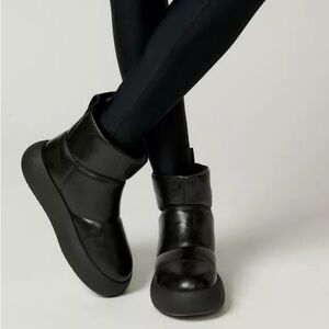 Vagabond Aylin Puffer Ankle Boot